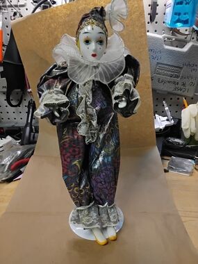 Vintage Musical Porcelain Harlequin Doll Noble Heritage Collection With Stand